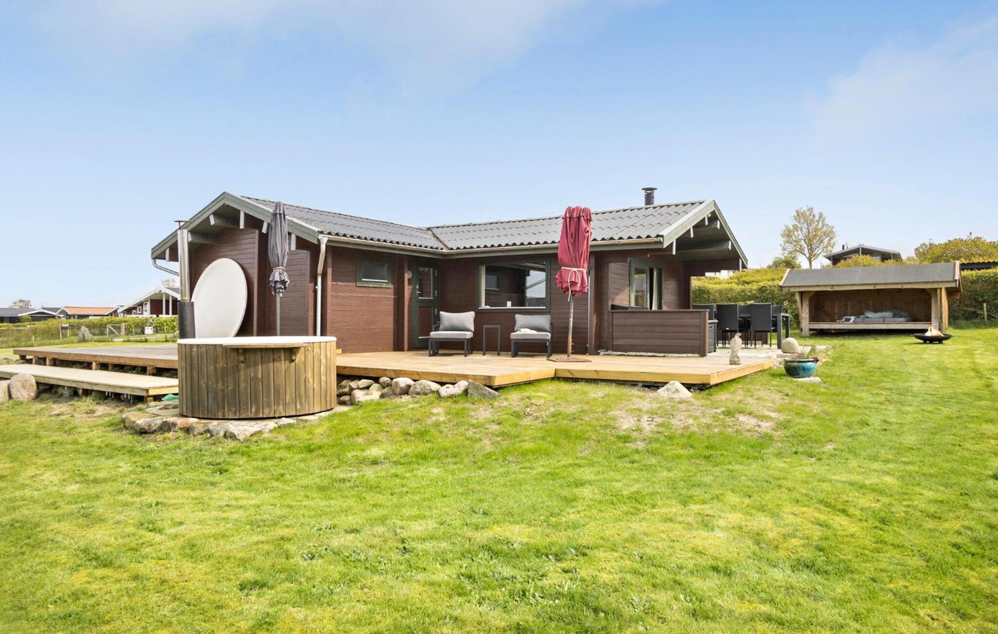 Lovely Home In Bogense With Kitchen Buitenkant foto